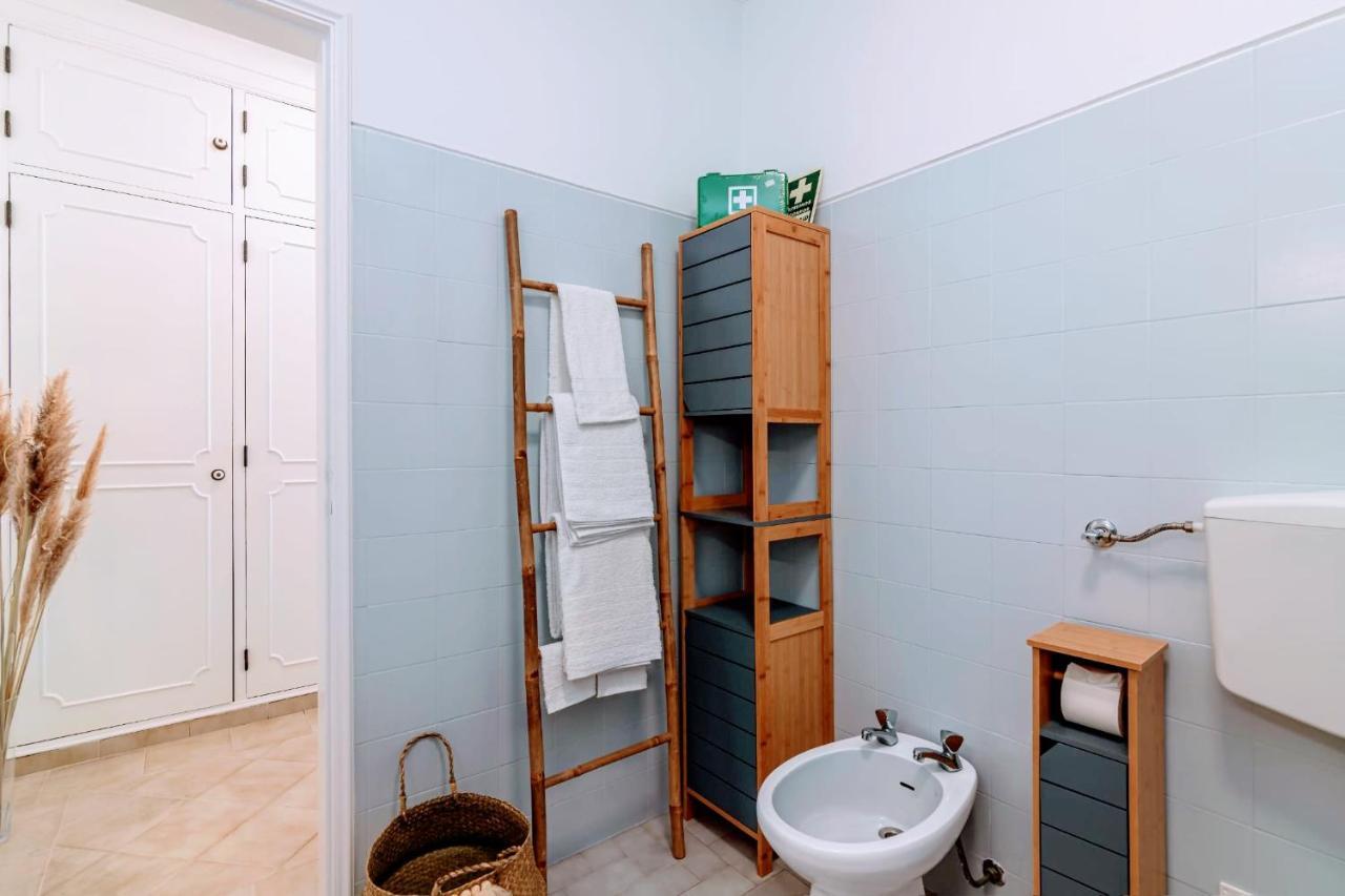 Apartment 1 Bed With Pool In *