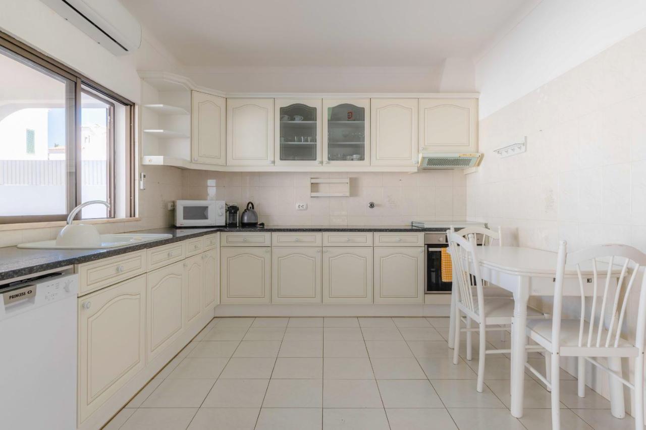 #072 Casa Longa By Holidays * Albufeira