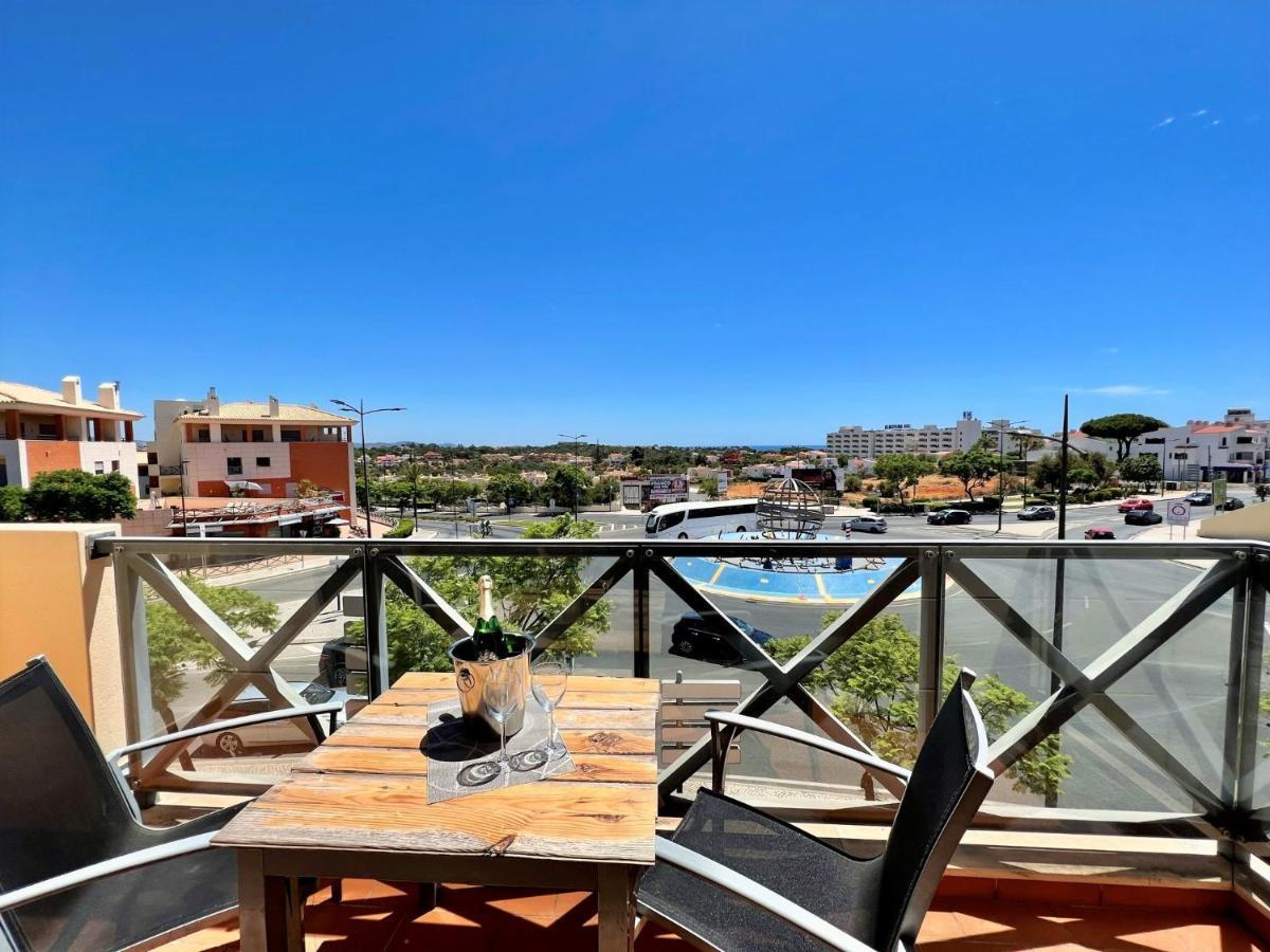 Modern 2 With Pool By Homing Apartment *