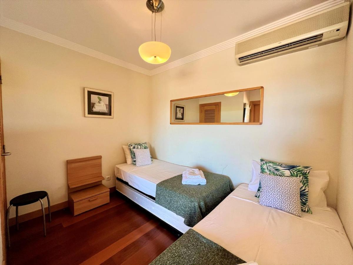 Apartment Modern 2 With Pool By Homing