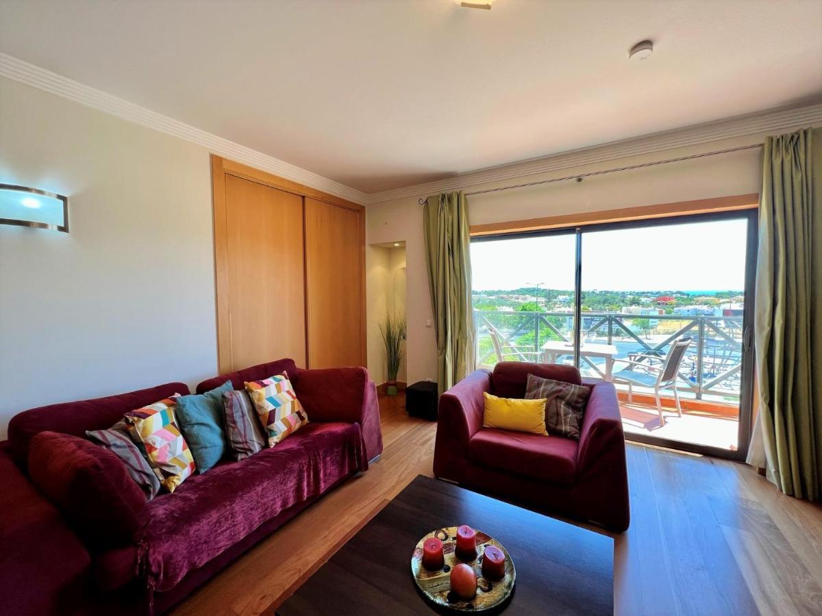 Apartment Modern 2 With Pool By Homing *
