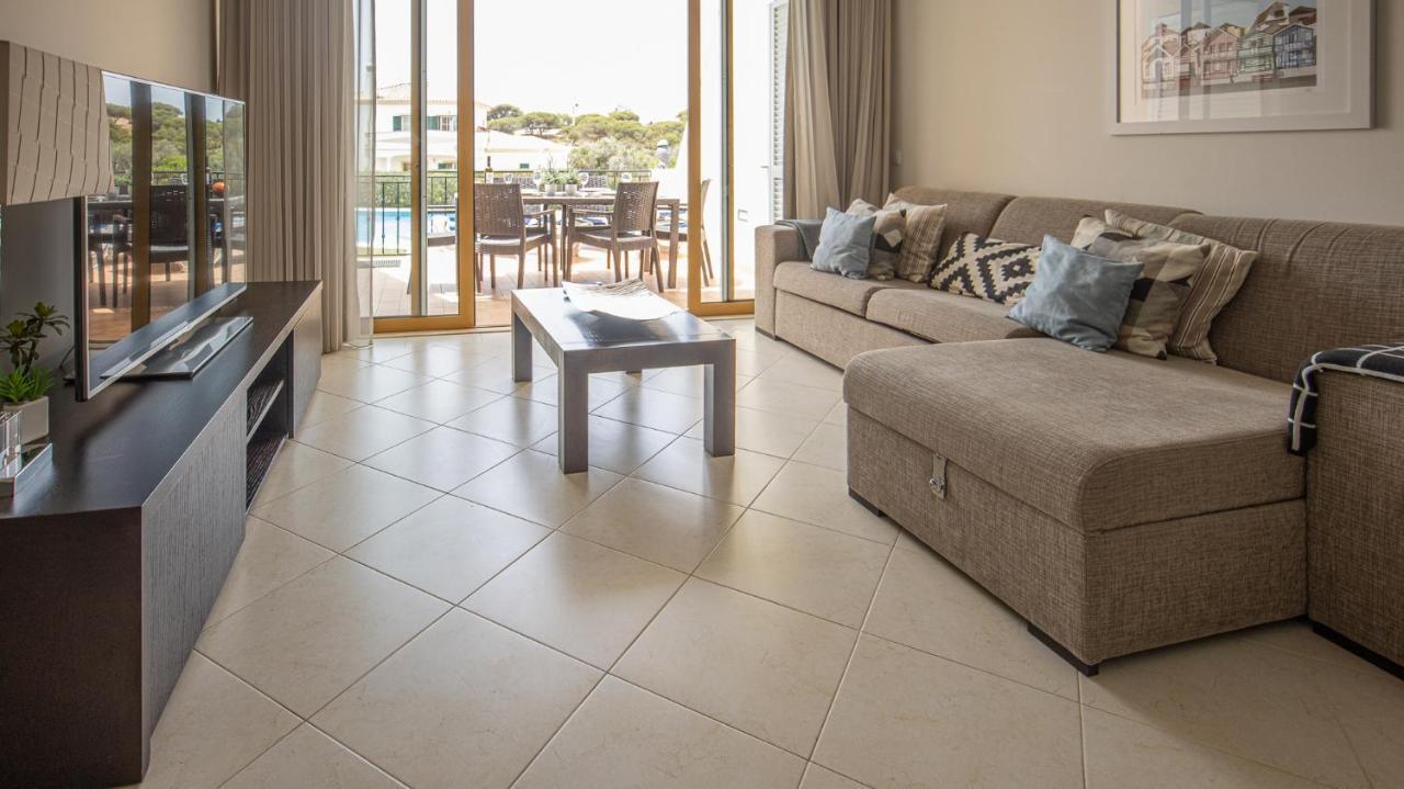 House F Sao Rafael - Free Wifi & Airco, Netflix Ready - 300m From The