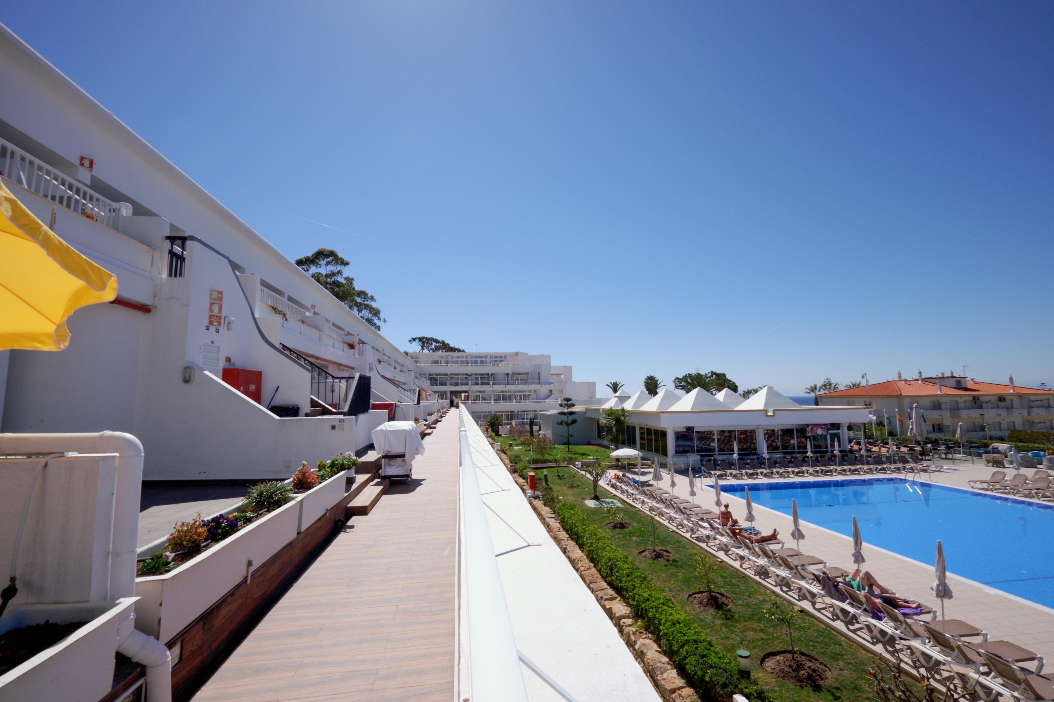 Aparthotel Muthu Clube Da Oura 4*