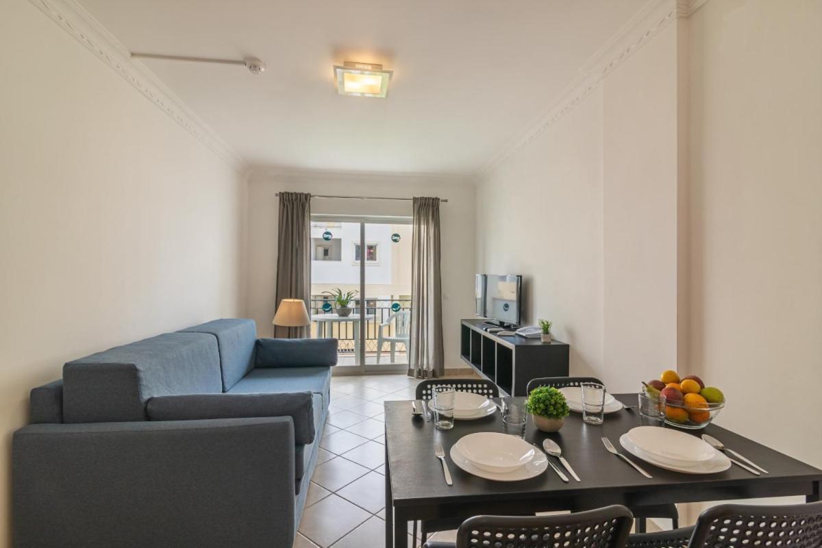 Aparthotel Smy Santa Eulalia Algarve 3*