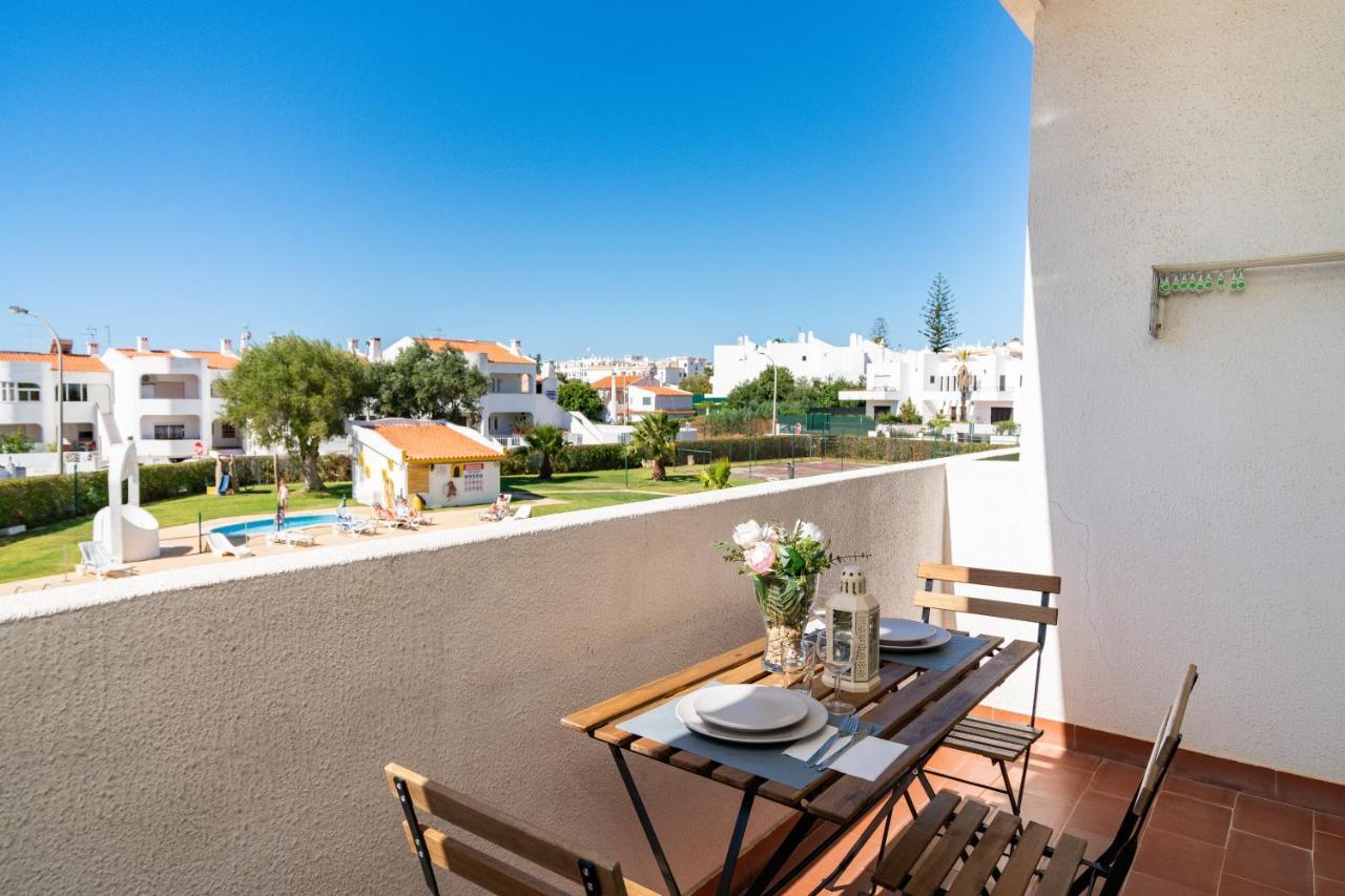 Apartamento Silchoro - Estudio Remodelado Com Ac E Piscina Em *