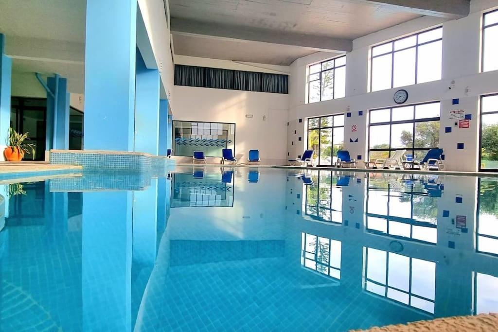 Apartment Spot Com Piscinas Exteriores E Interior! Albufeira
