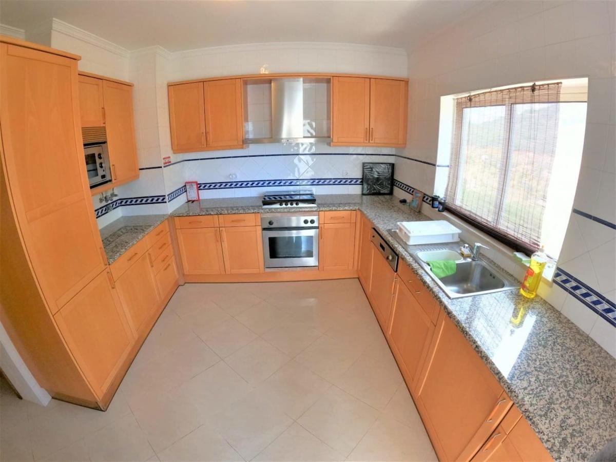 Algarve Modern T1 With Balcony In Apartment *