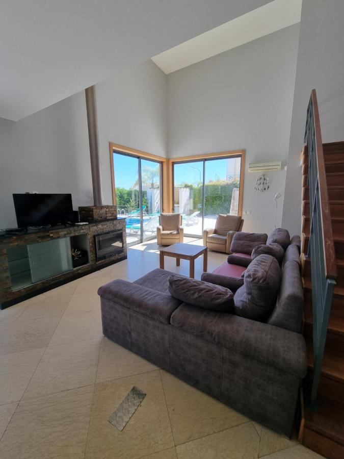 Luxury Olivia 10 - 15 Min To The Oura, Private Swimming Pool *