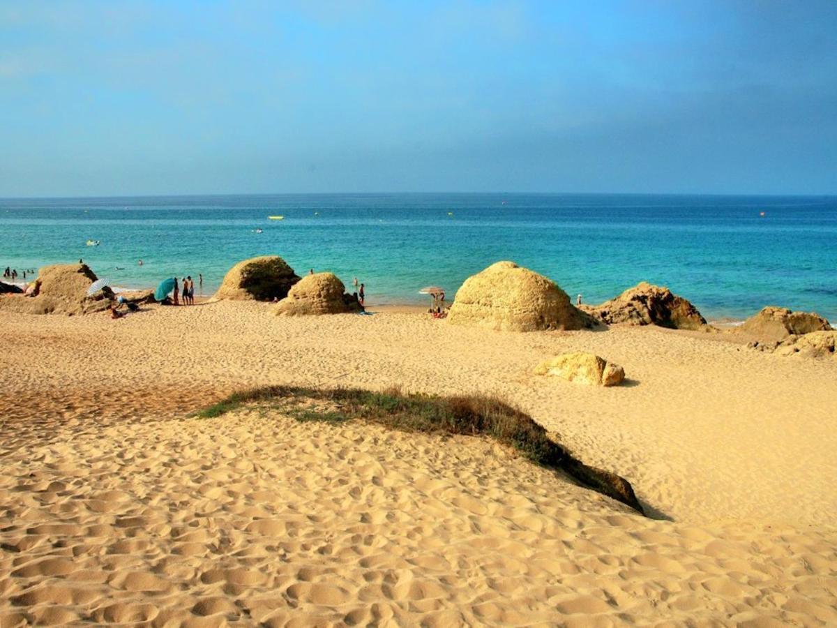 Apartment Luxury Wstunning Sea Views, Walk Albufeira