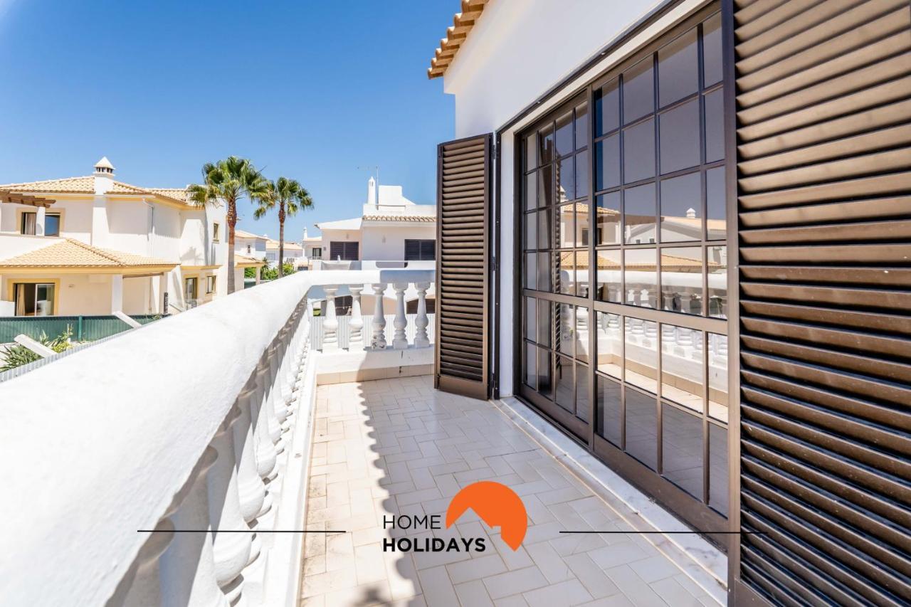 #072 Casa Longa By Holidays Villa