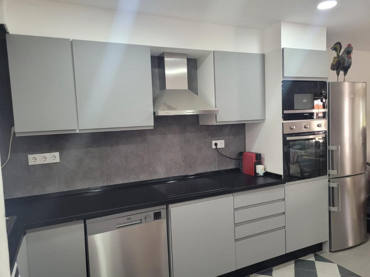 Apt-236