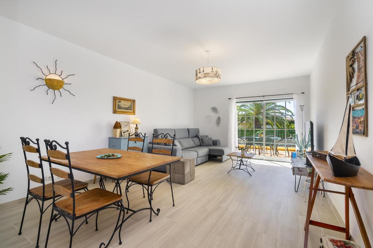 Holiday home Rosal House