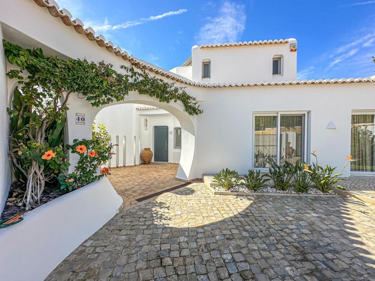 Villa Luxury Heated Pool, Walk To Sao Rafael Beach, Albufeira