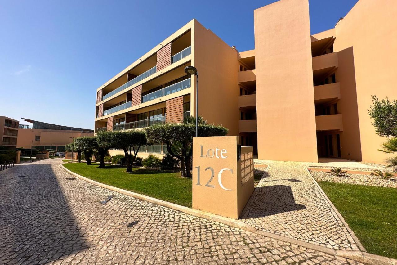Apartment Herdade Dos Salgados, T2 12c 3d, Lagoas