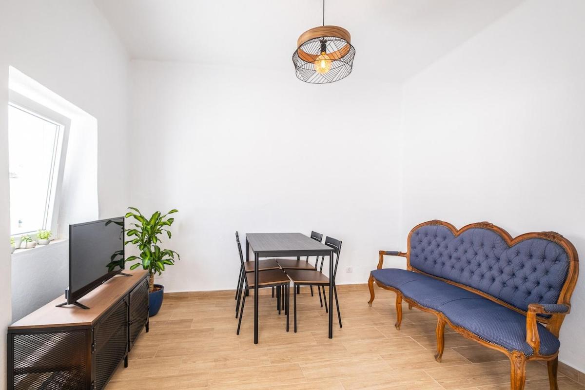 Apartment Serafim - Heart Of The Old Town