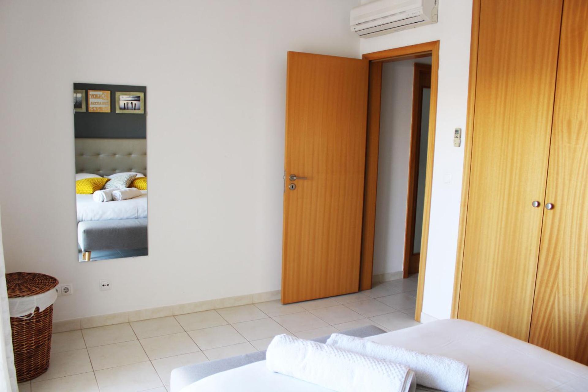 Apartment With Terrace Albufeira Olhos De Agua Apartment