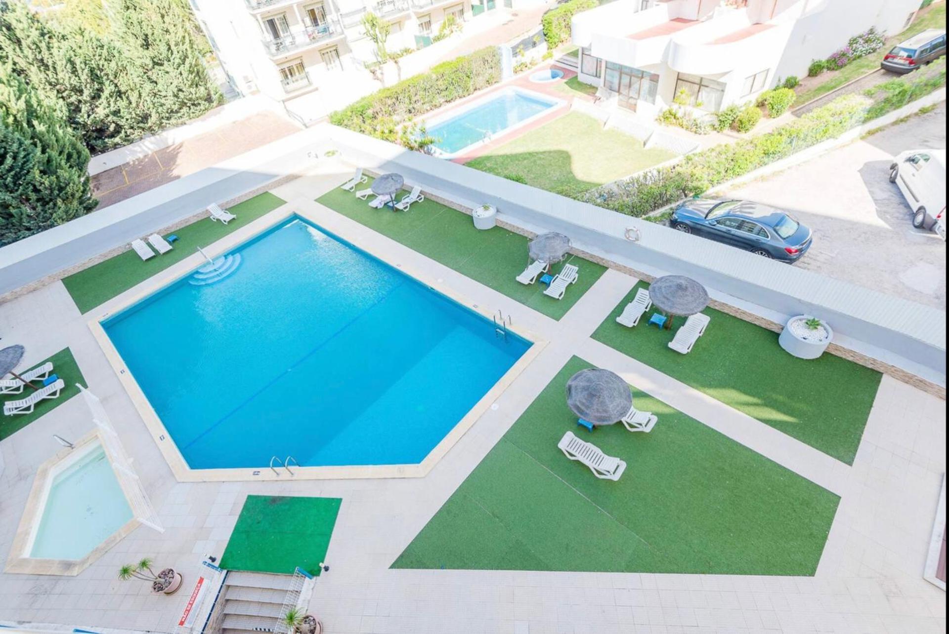 Apartamento Em - Com Piscina *