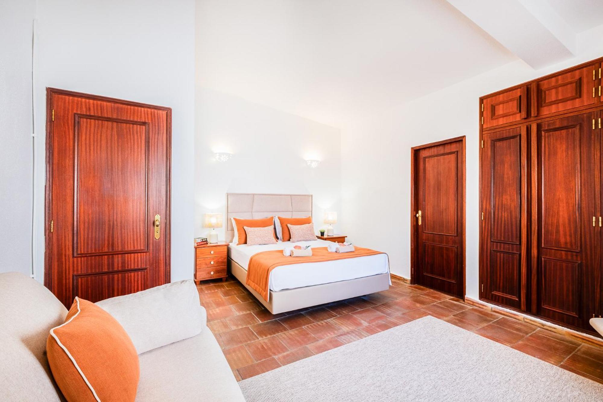 Villa Shangri-la By Algarve Vacation *