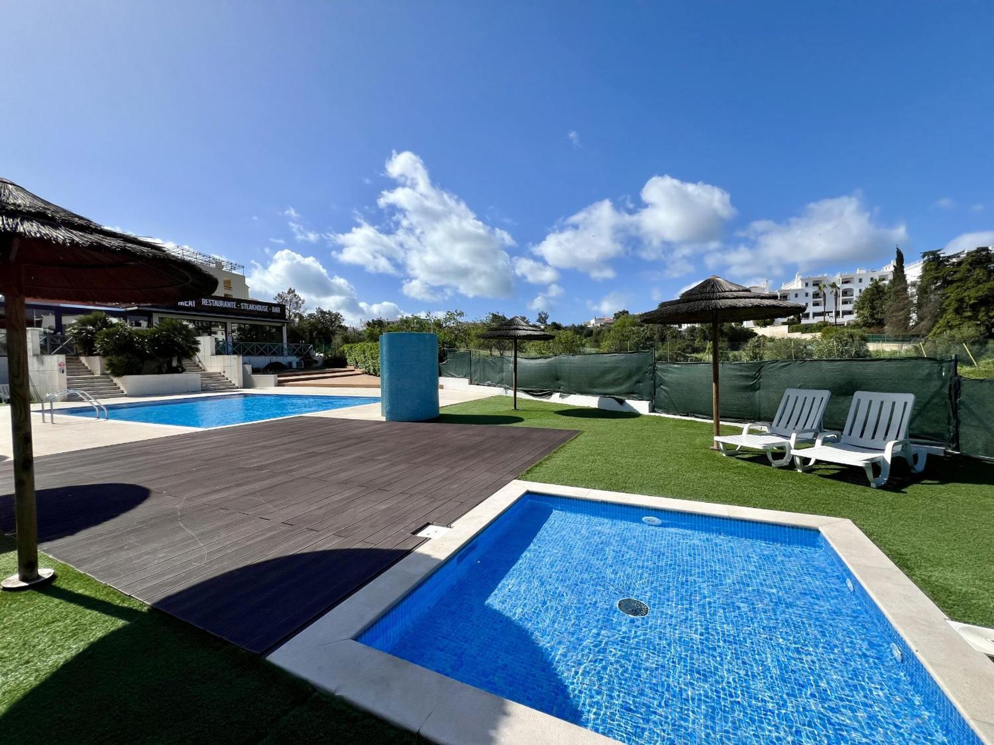 Modern 2 With Pool By Homing *