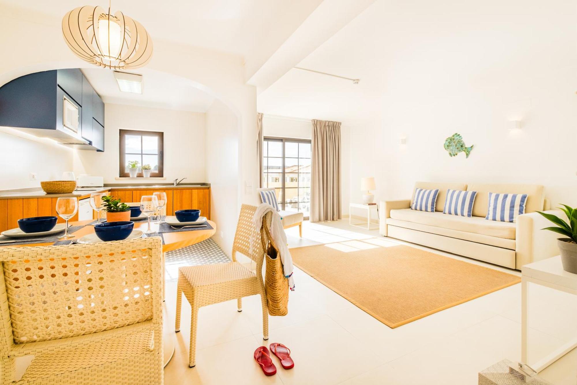 Turisticos Novochoro Aparthotel 3*