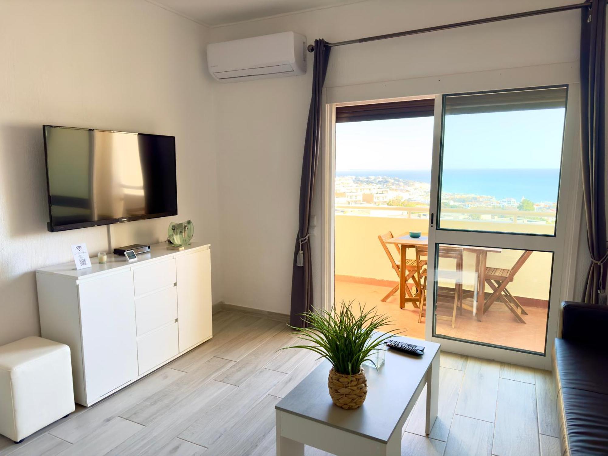 Les 3 Dauphins In Apartamento