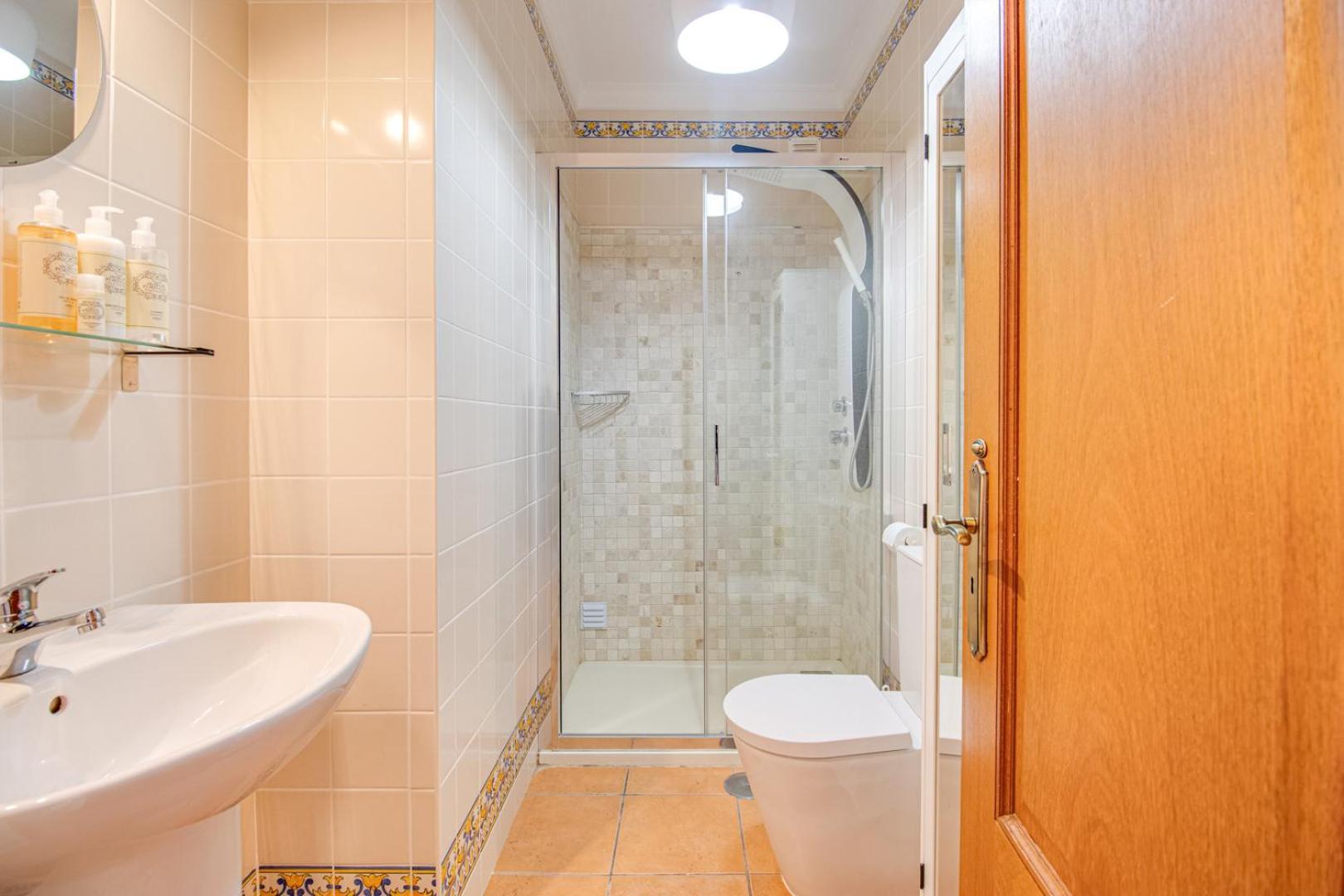 Periquito 2bd Pool Fast Wifi Ac Garden Villa *