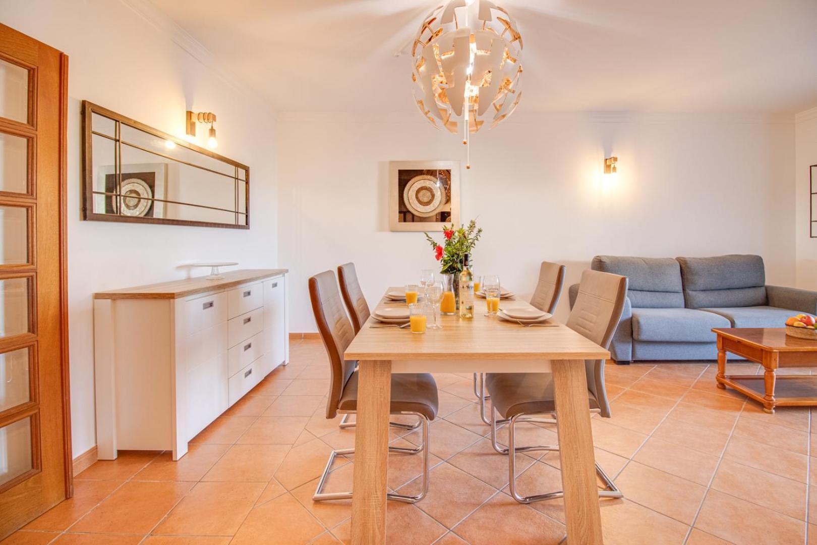 Periquito 2bd Pool Fast Wifi Ac Garden * Albufeira