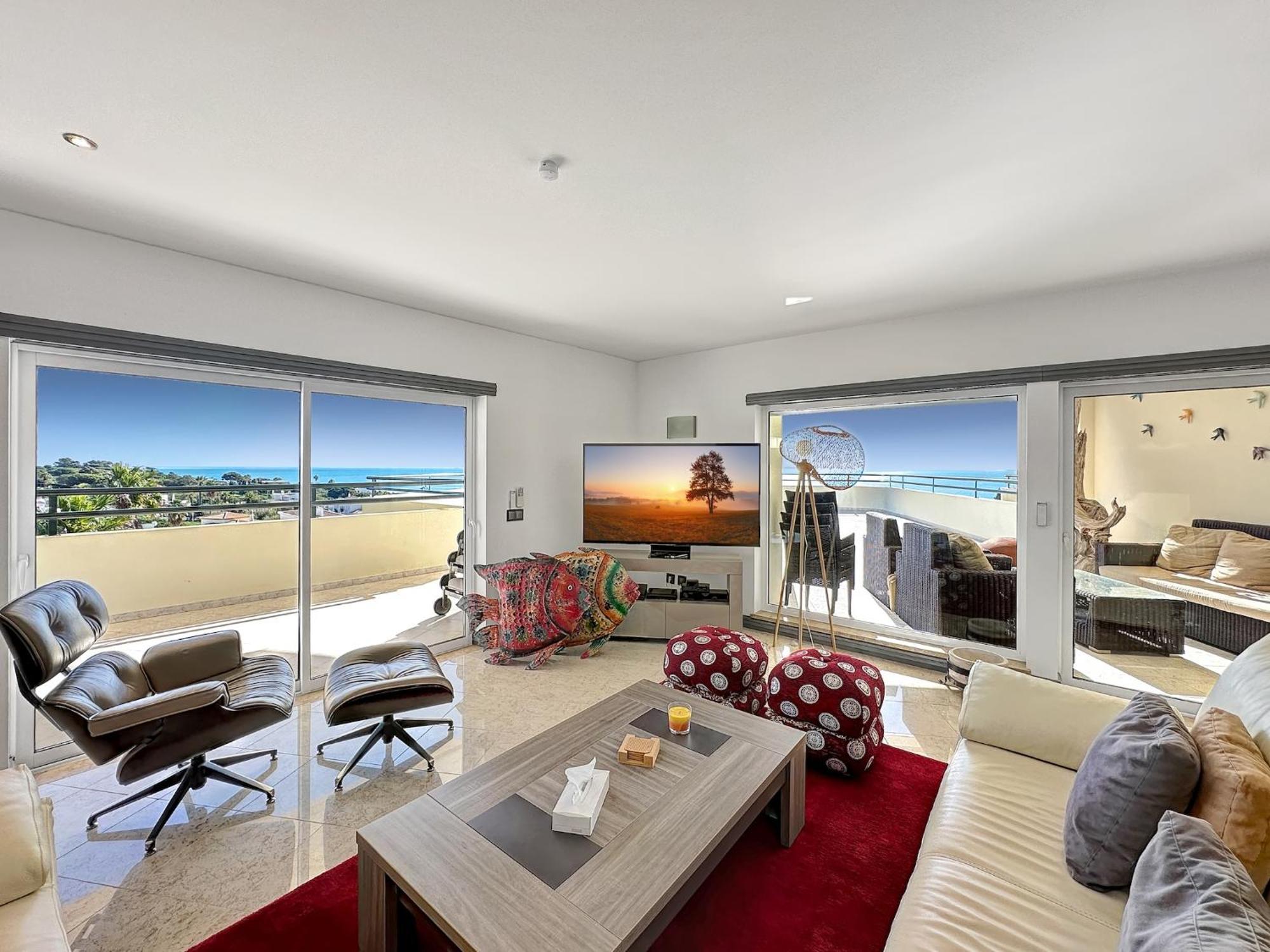 Luxury Penthouse Wstunning Sea Views, Walk To Gale Apartamento *