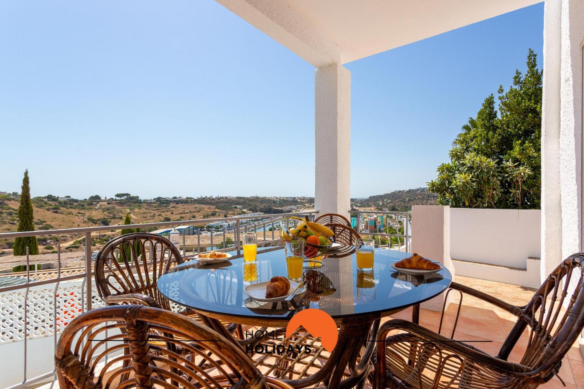 #185 V3 Laranjeiras By Holidays Holiday home *