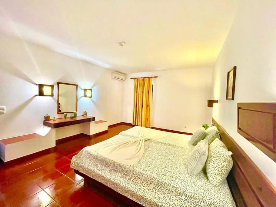 Apartment T1, Da Oura *