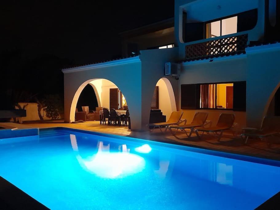Palmeiras - Serene Private Villa Albufeira