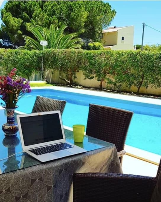 Palmeiras - Serene Private Villa Albufeira
