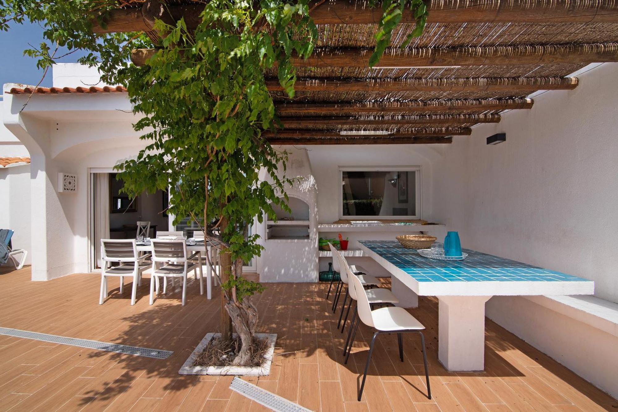 Aveiros Villa *