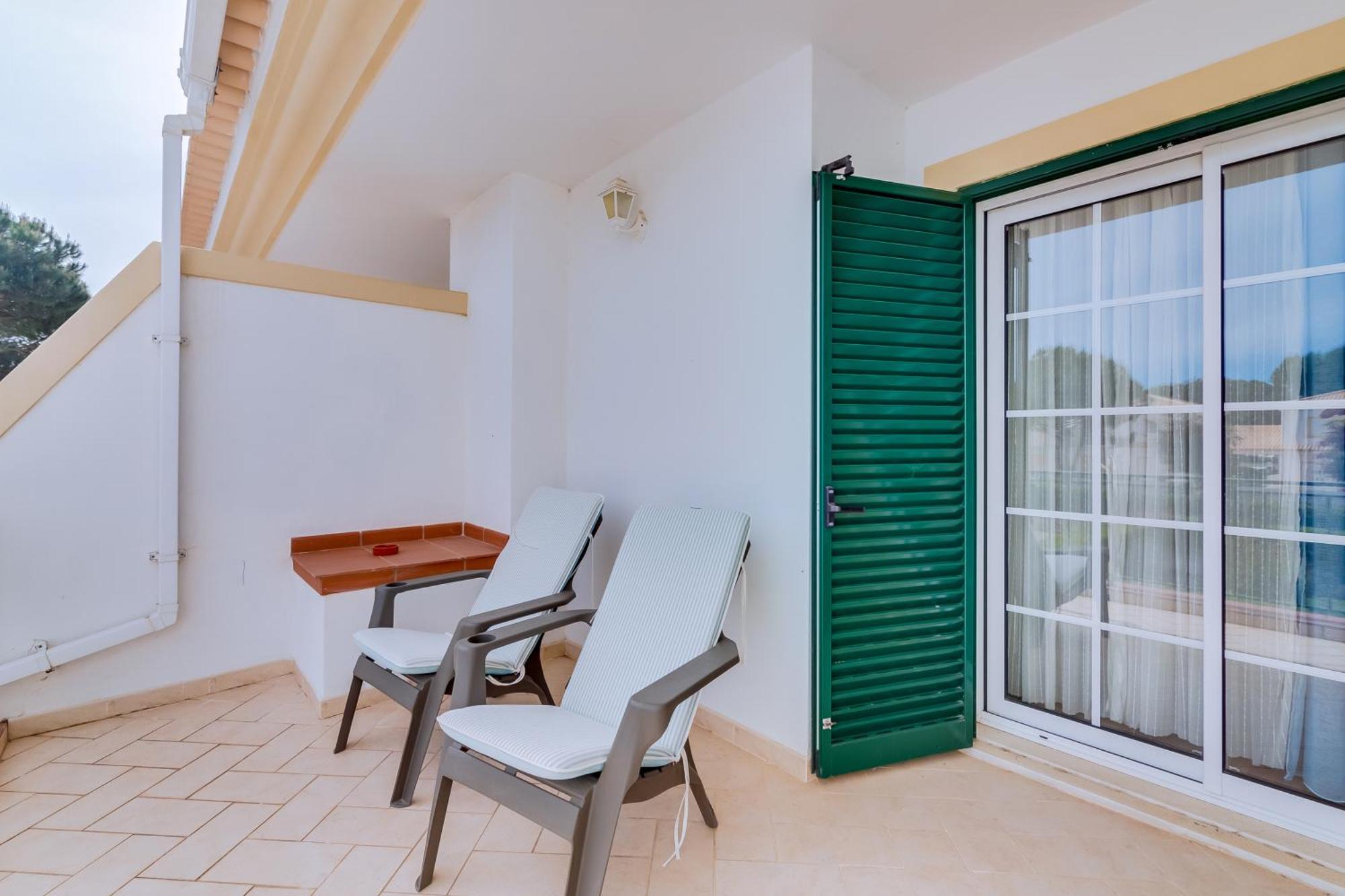 Falesia Nature By The Portuguese Butler