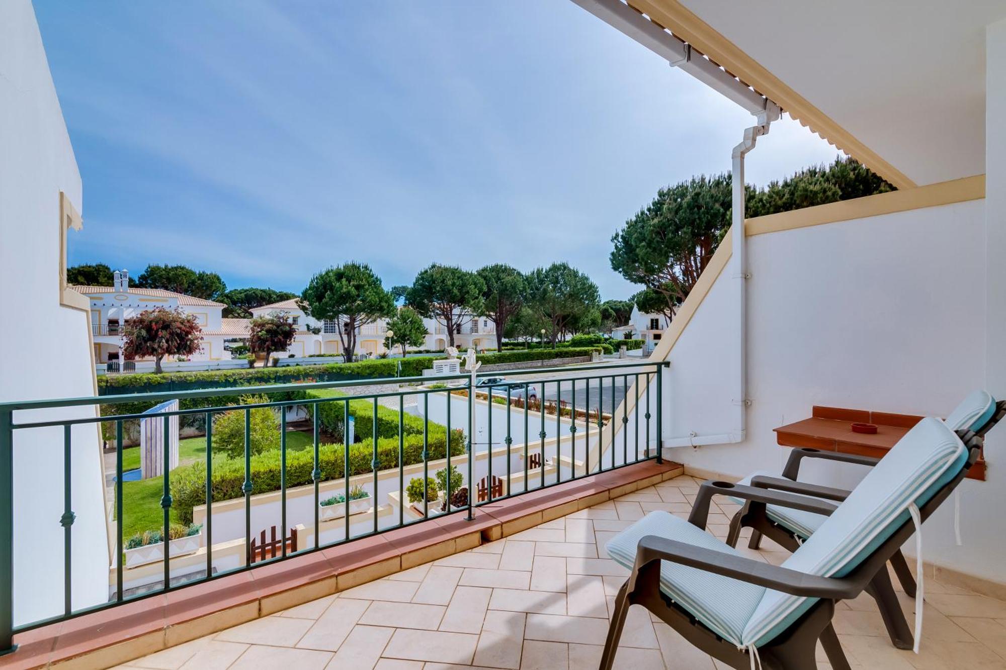 Villa Falesia Nature By The Portuguese Butler *