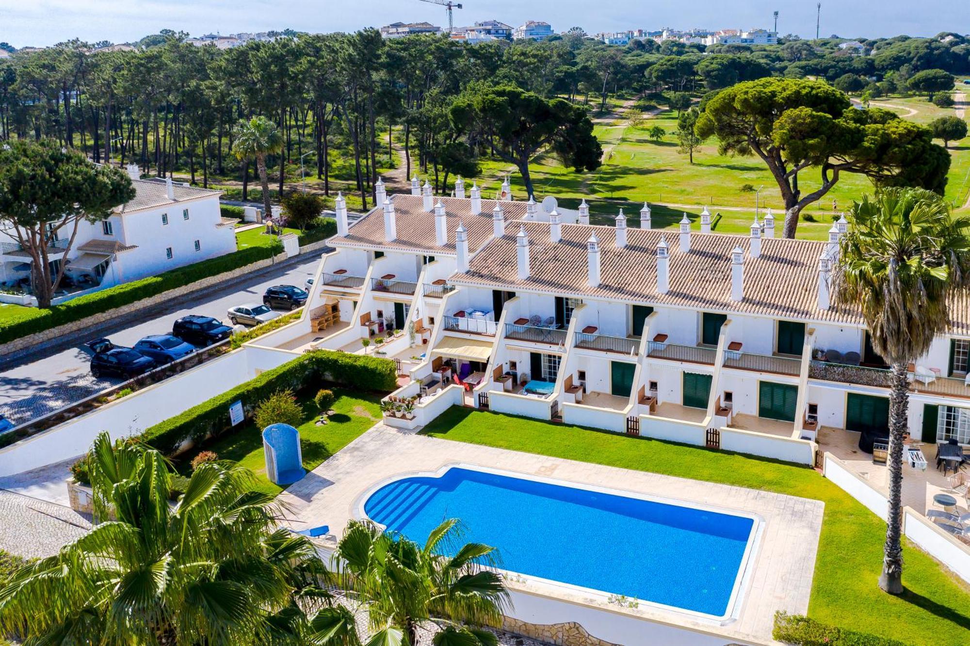 Villa Falesia Nature By The Portuguese Butler *