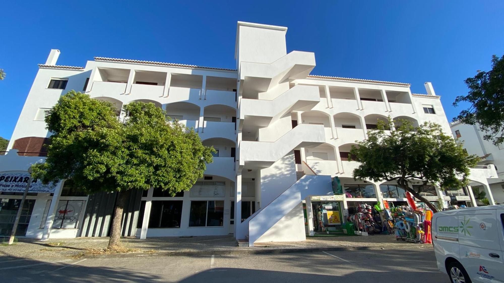 Green Paradise T2 With Pool Rooftop Apartment Albufeira