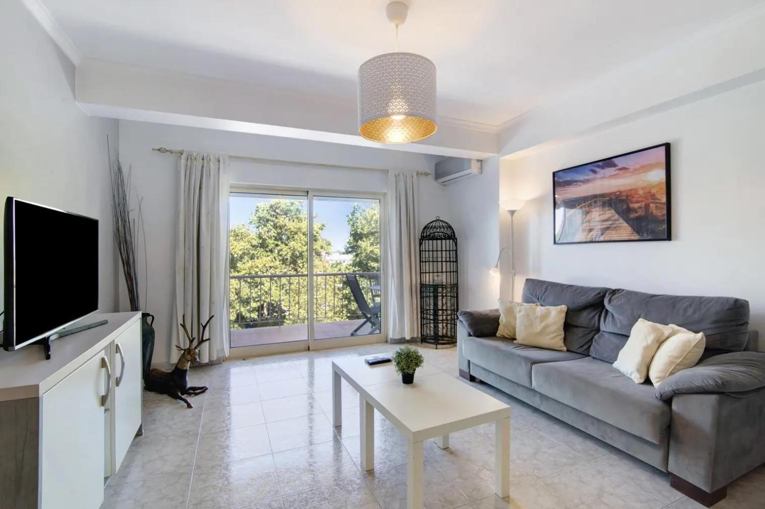Golden Rana Apartment *