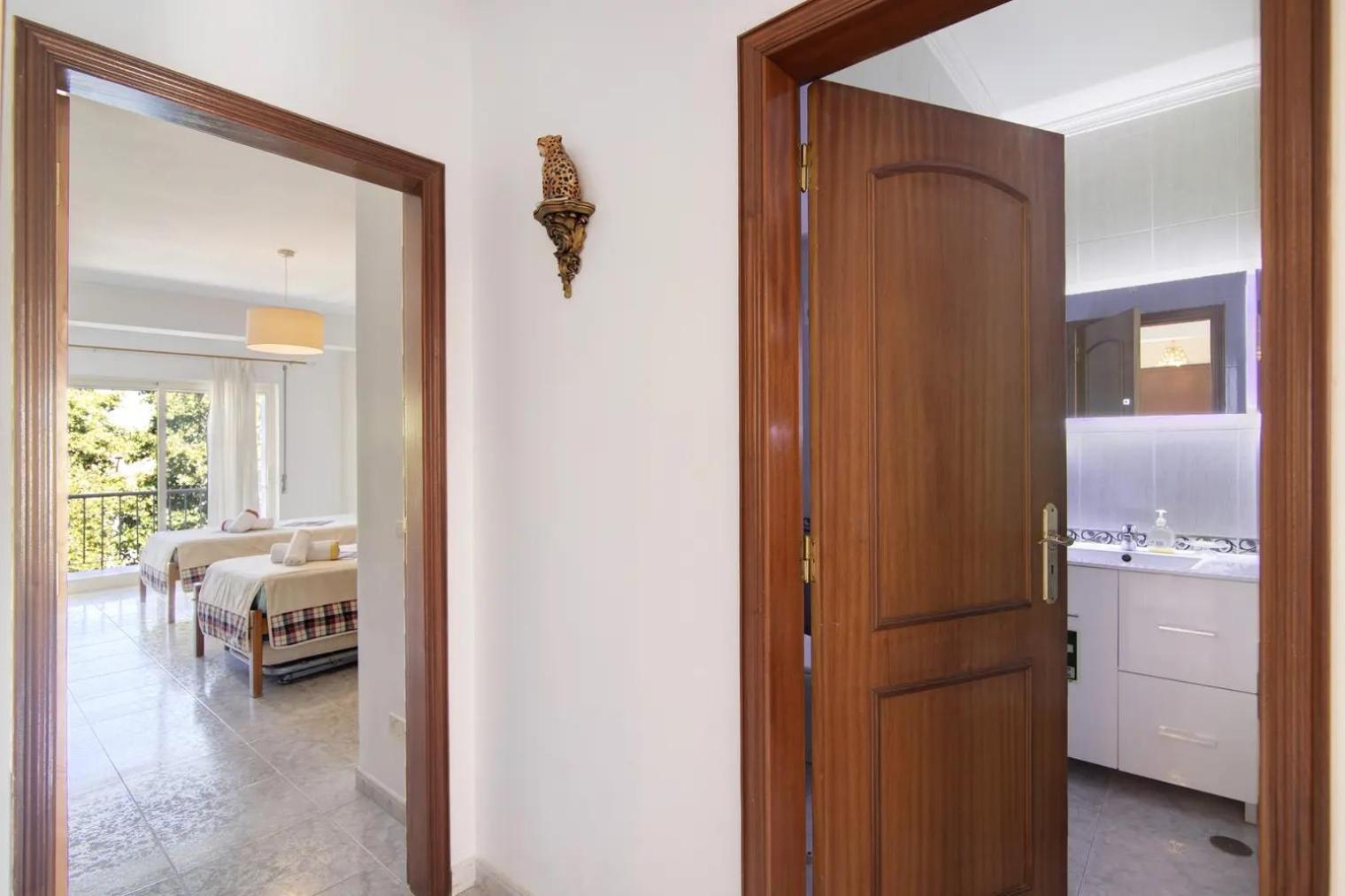 Golden Rana Apartment *