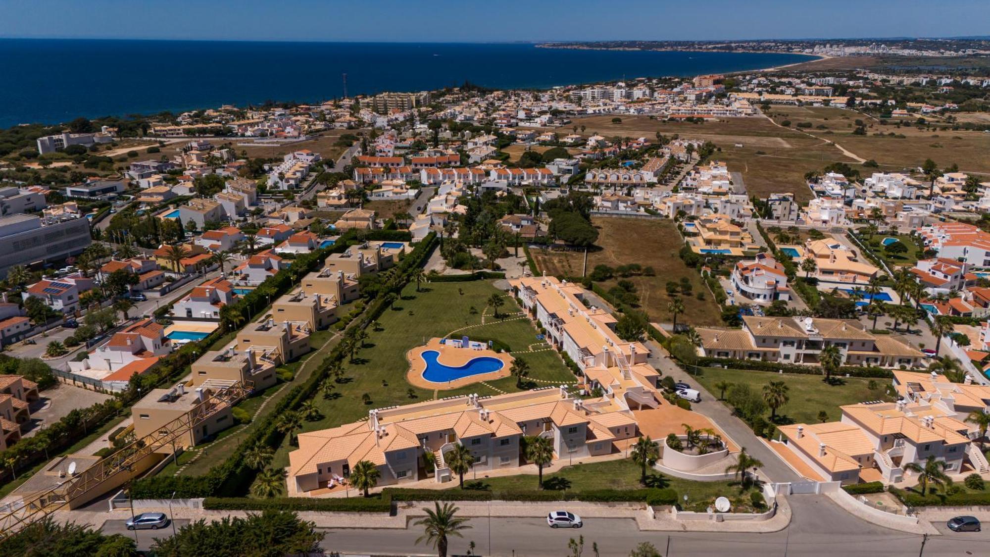 No Baia Village Com Piscina Apartment