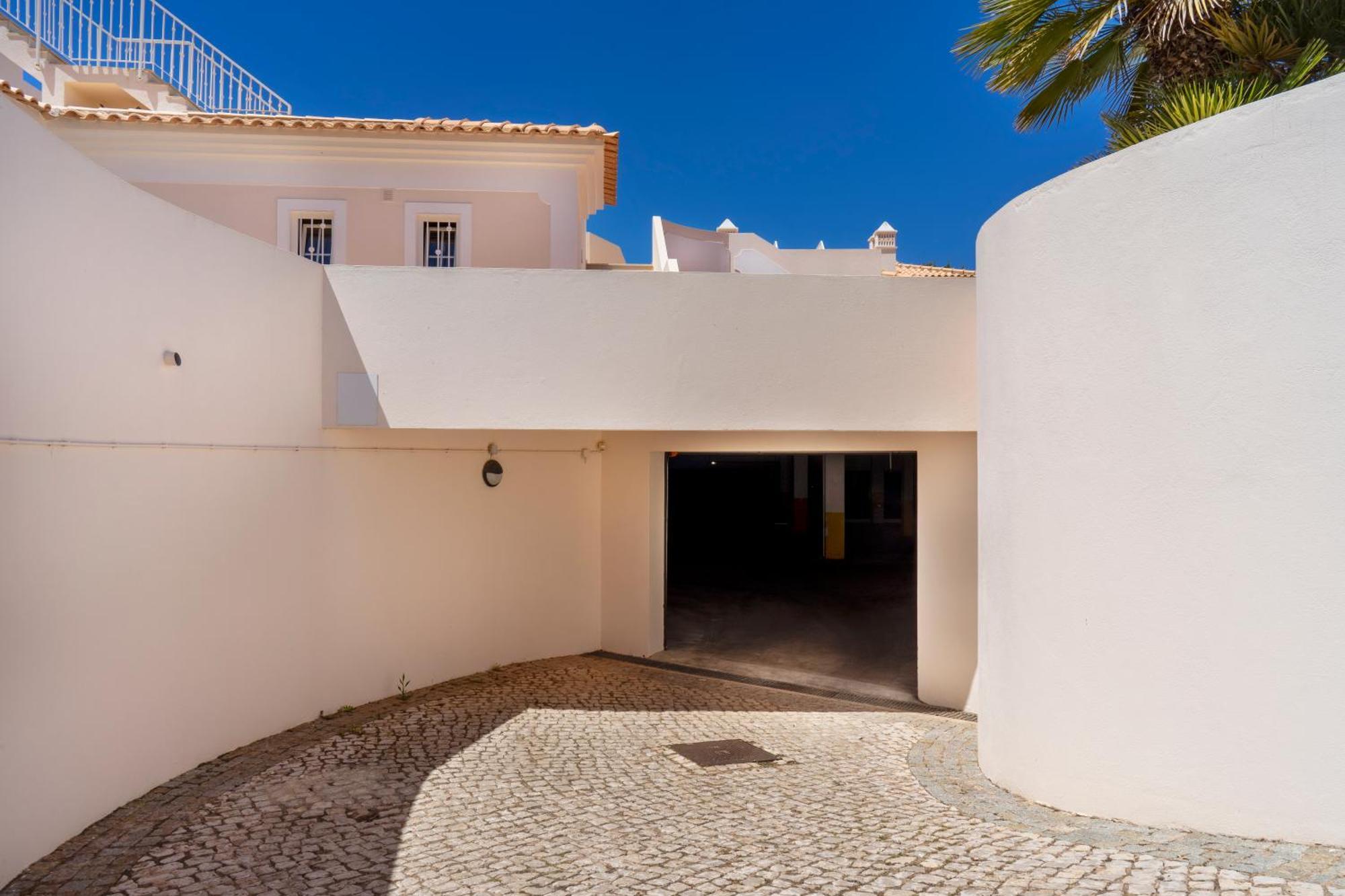Apartment No Baia Village Com Piscina