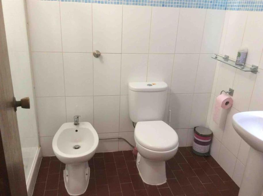 Air Conditioned 1 Bedroom Apt With Wi-fi & Patio. Albufeira