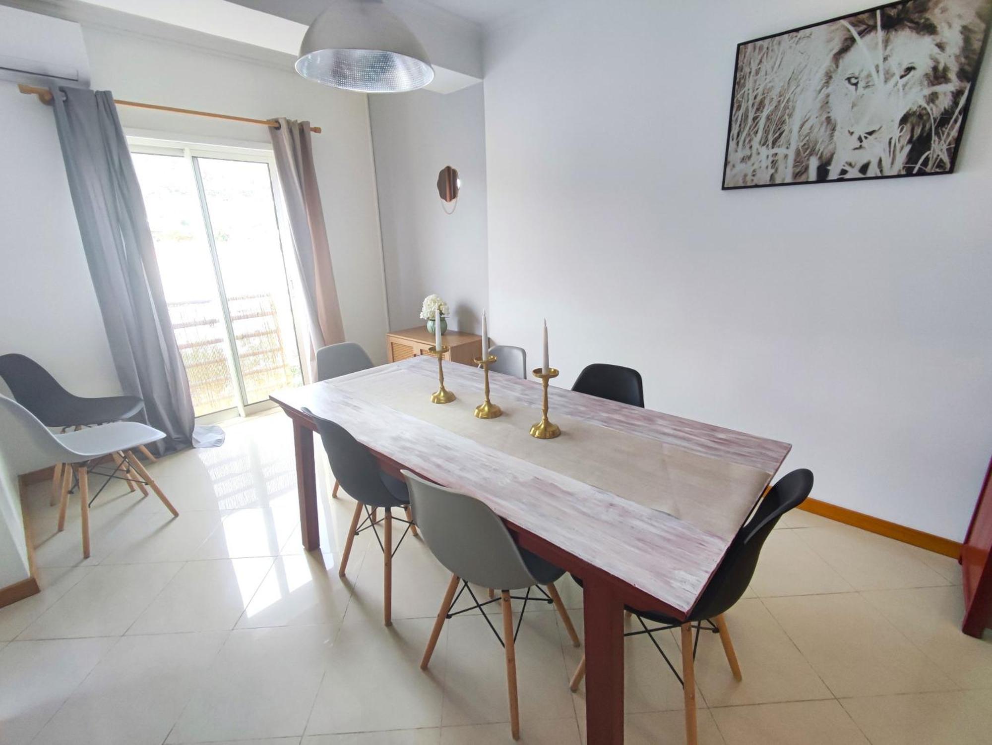 Algarve Modern T1 With Balcony In Apartment *