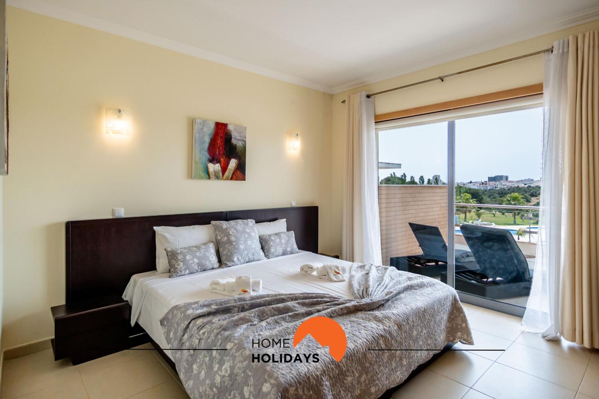#160 V3 Branca 92 By Holidays Albufeira