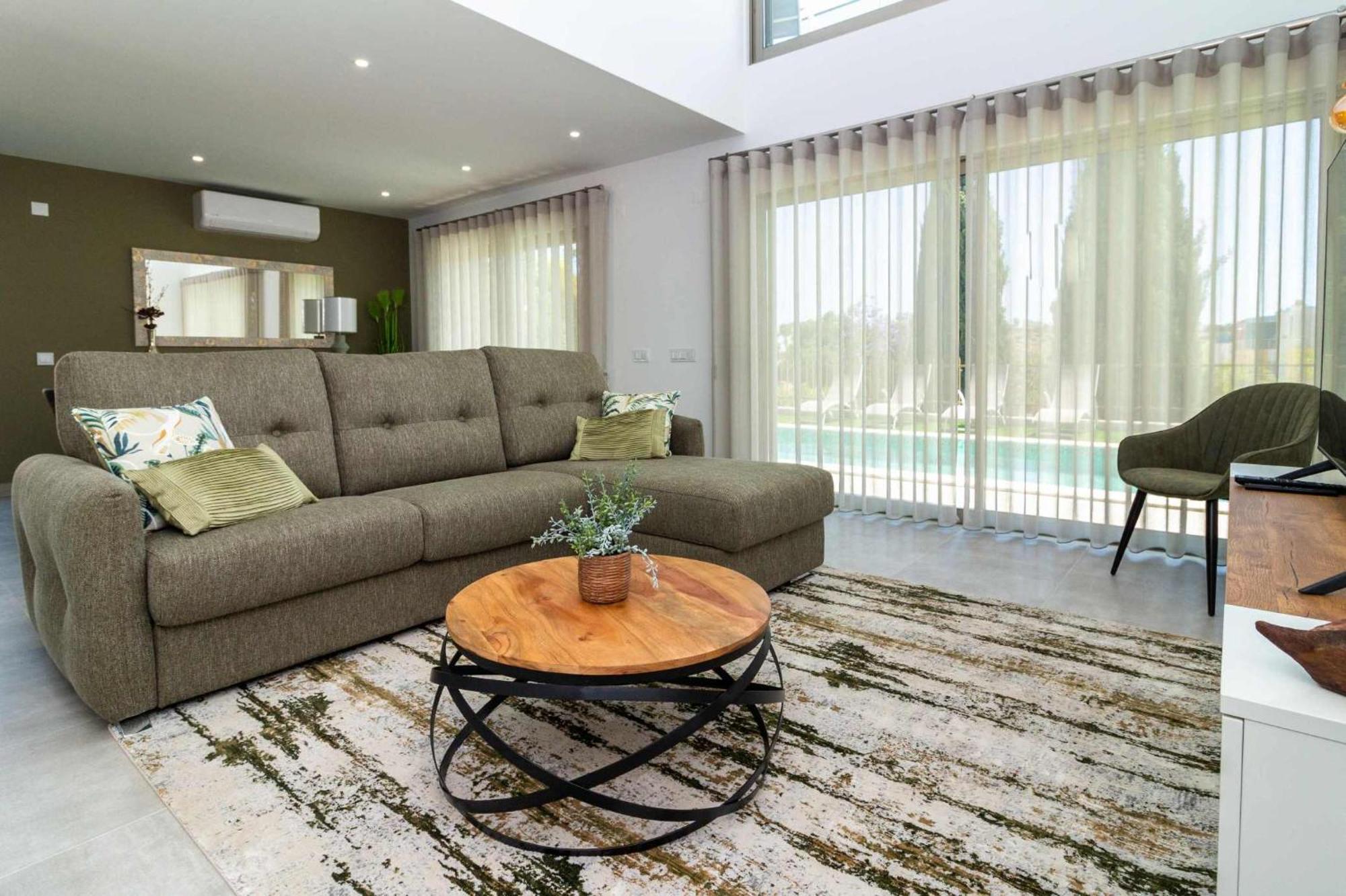 Villa Orada 25 House - Luxurious & Games & Privat Pool & Gym