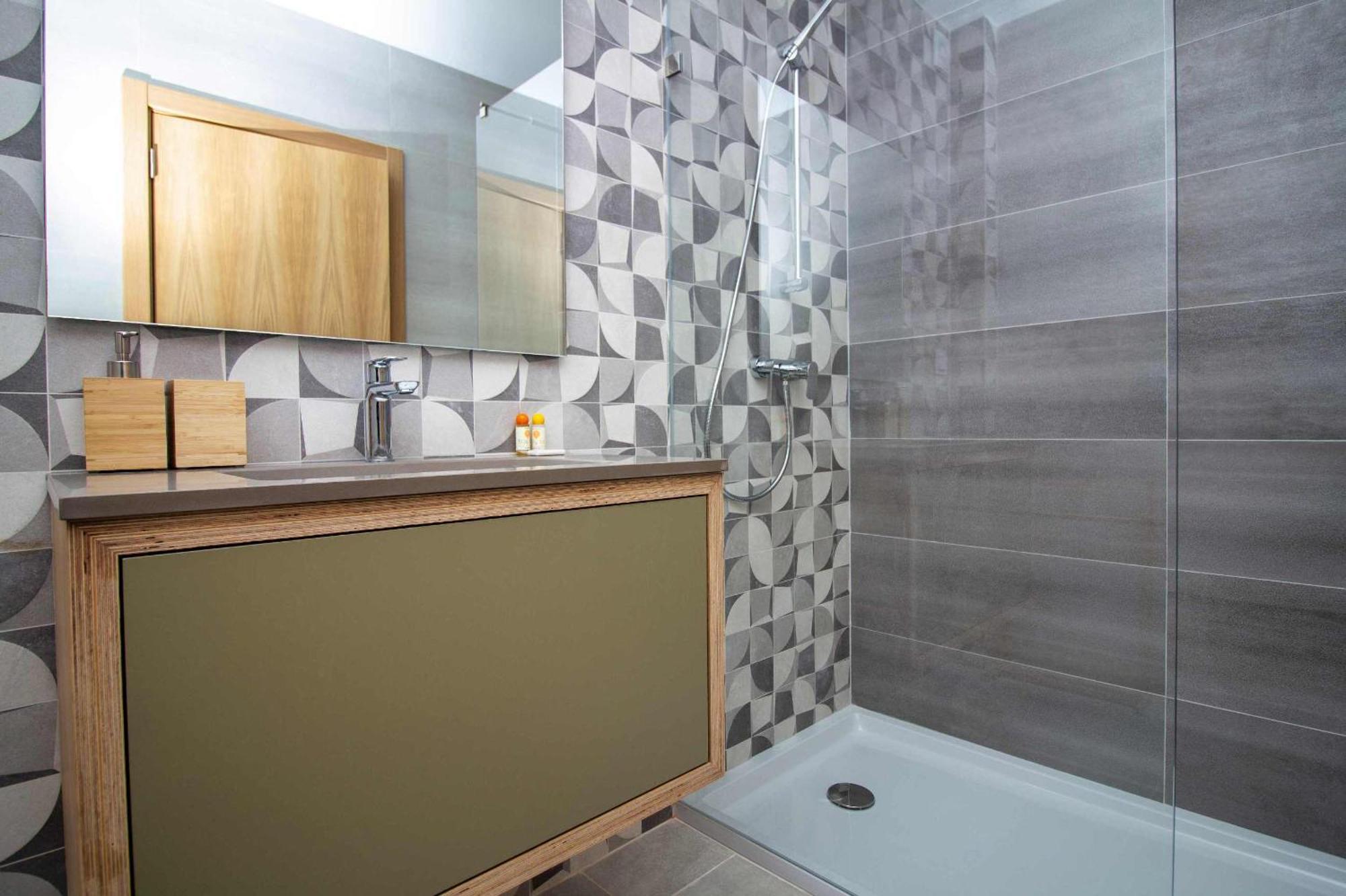 Orada 25 House - Luxurious & Games & Privat Pool & Gym