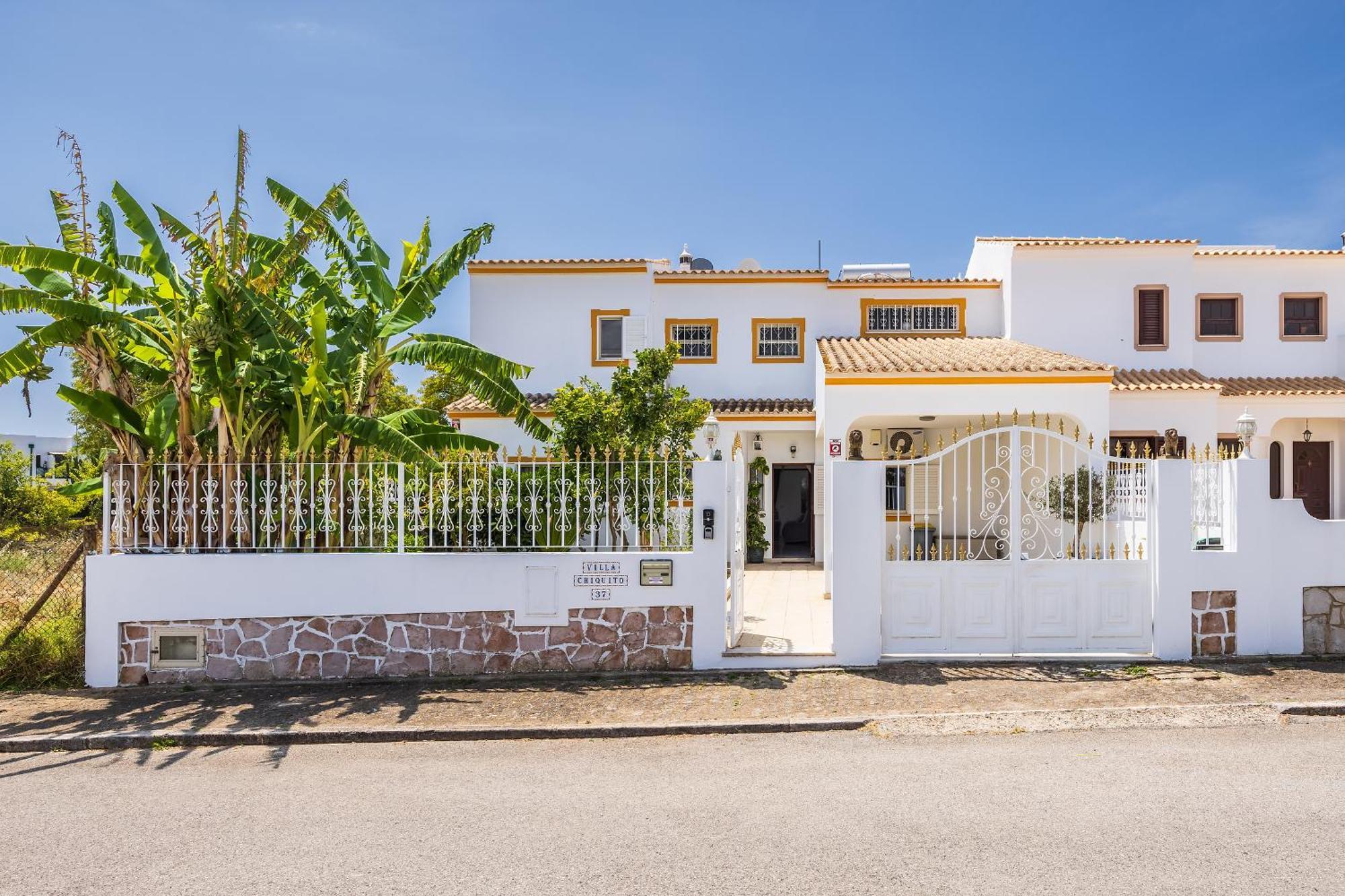 Chiquito - Private Pool&parking - Bbq&ac&wi-fi Holiday home