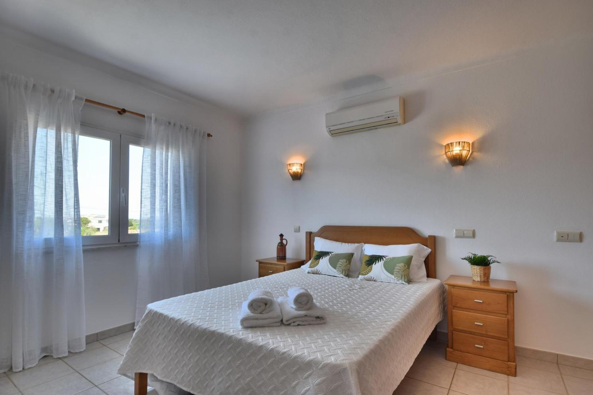 Santa Maria Valley - Private Pool Villa