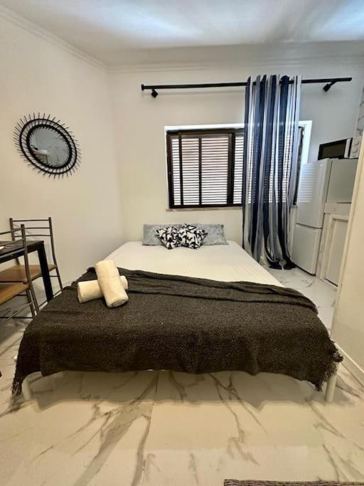 Flats Apartment *