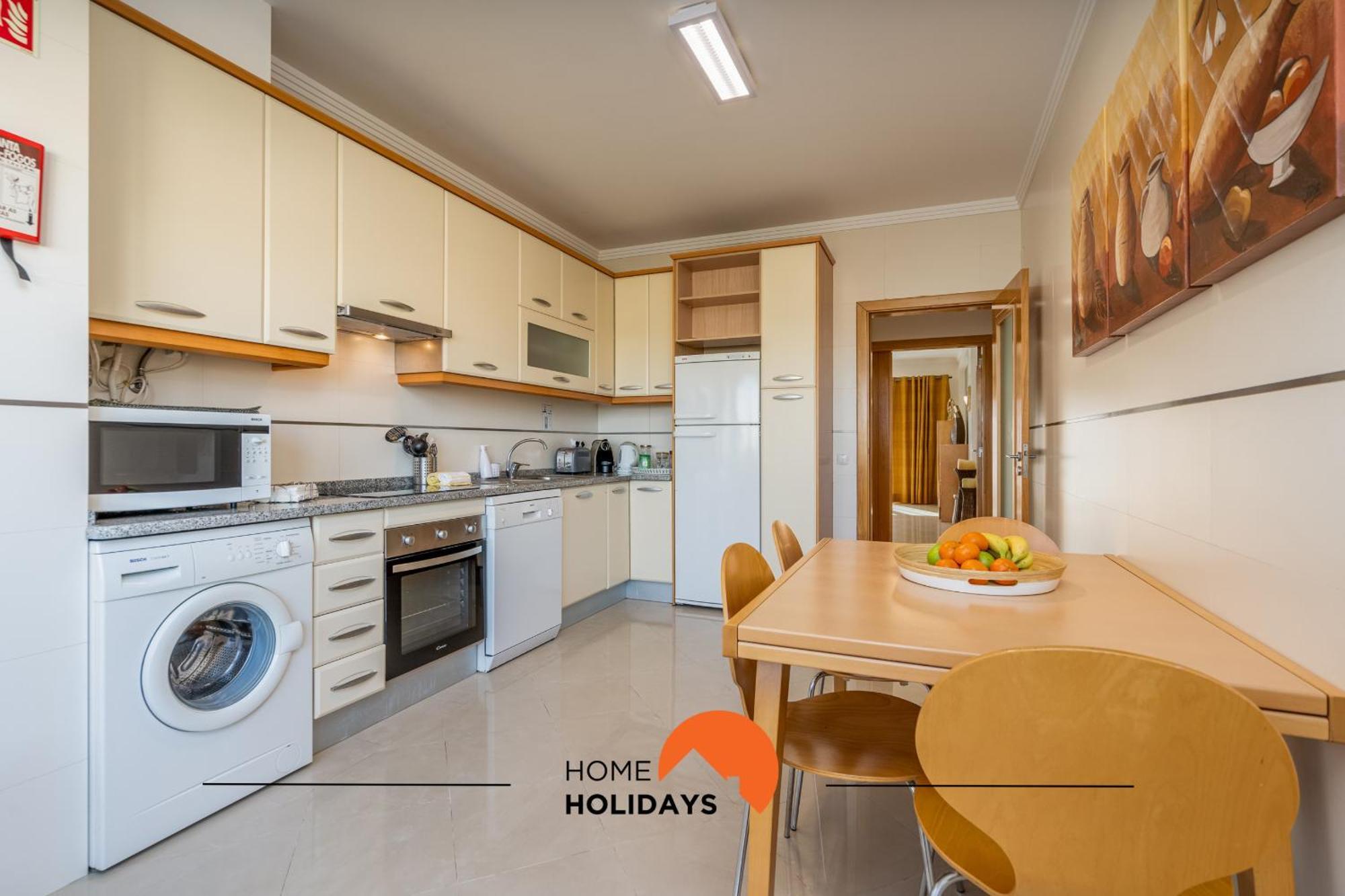 #247 Corrieira Prestigio By Holidays * Albufeira